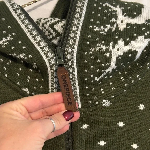 Onepiece Holidays Are Coming Jumpsuit/ sold out color - Picture 3 of 11